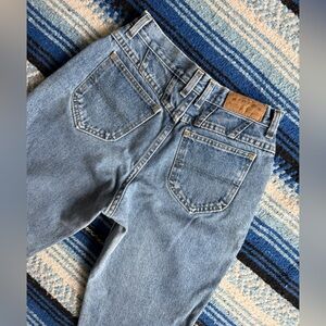 Vintage 80s Lee Riders light wash denim jeans - fits women’s 26 (size 2)